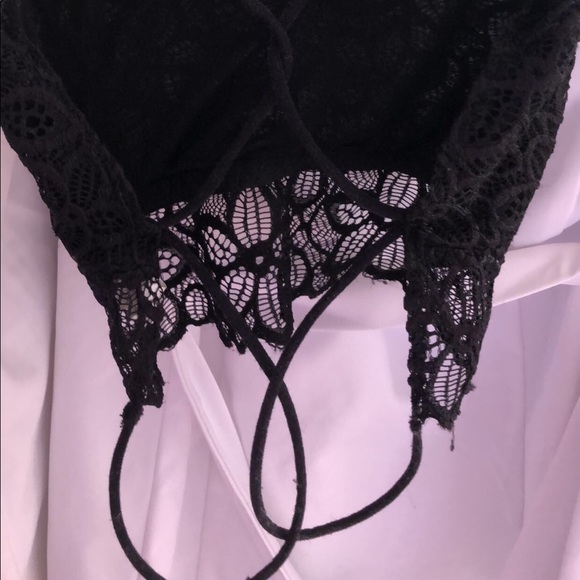 Black bralette from ZAFUL - Picture 3 of 4